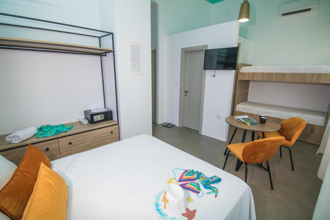 Ialemos Group Appartement Sými Buitenkant foto