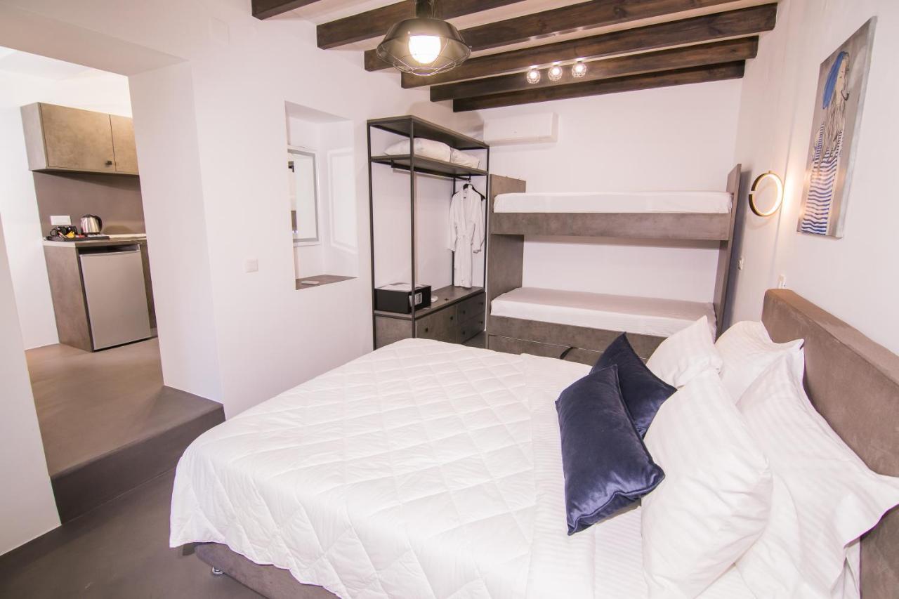 Ialemos Group Appartement Sými Buitenkant foto